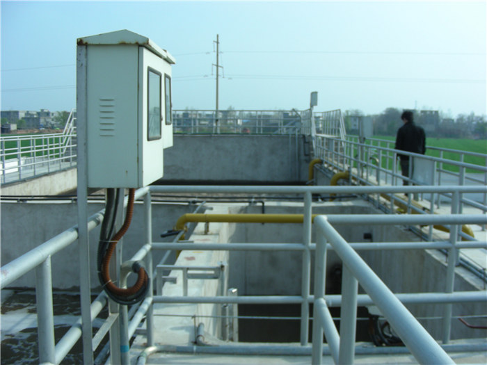 J9����|����վ����